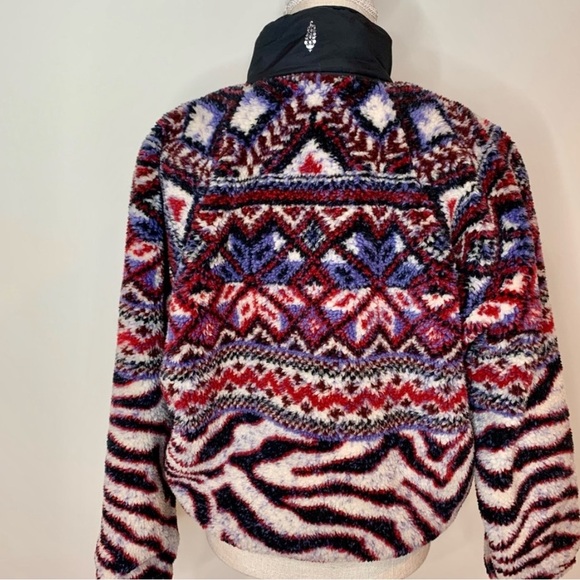 Free People Movement Rocky Ridge Pullover- Purple Zebra Combo NWT Size Med - Picture 3 of 16